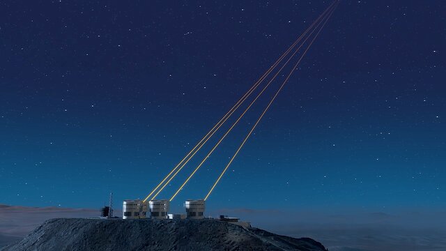 Animatie van de lichtweg door het GRAVITY+-instrument van de VLTI