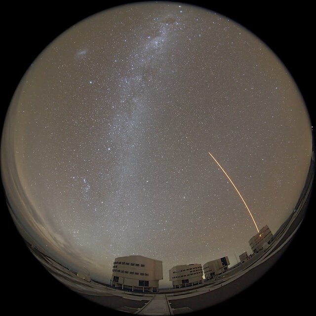 Outside the VLT